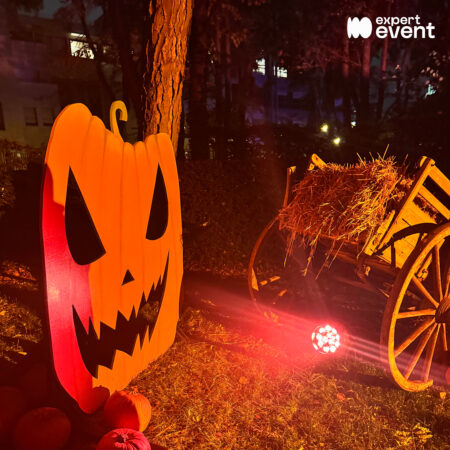 🎡 Le Parc de l’Étrange : une ambiance hors du commun ! 👻