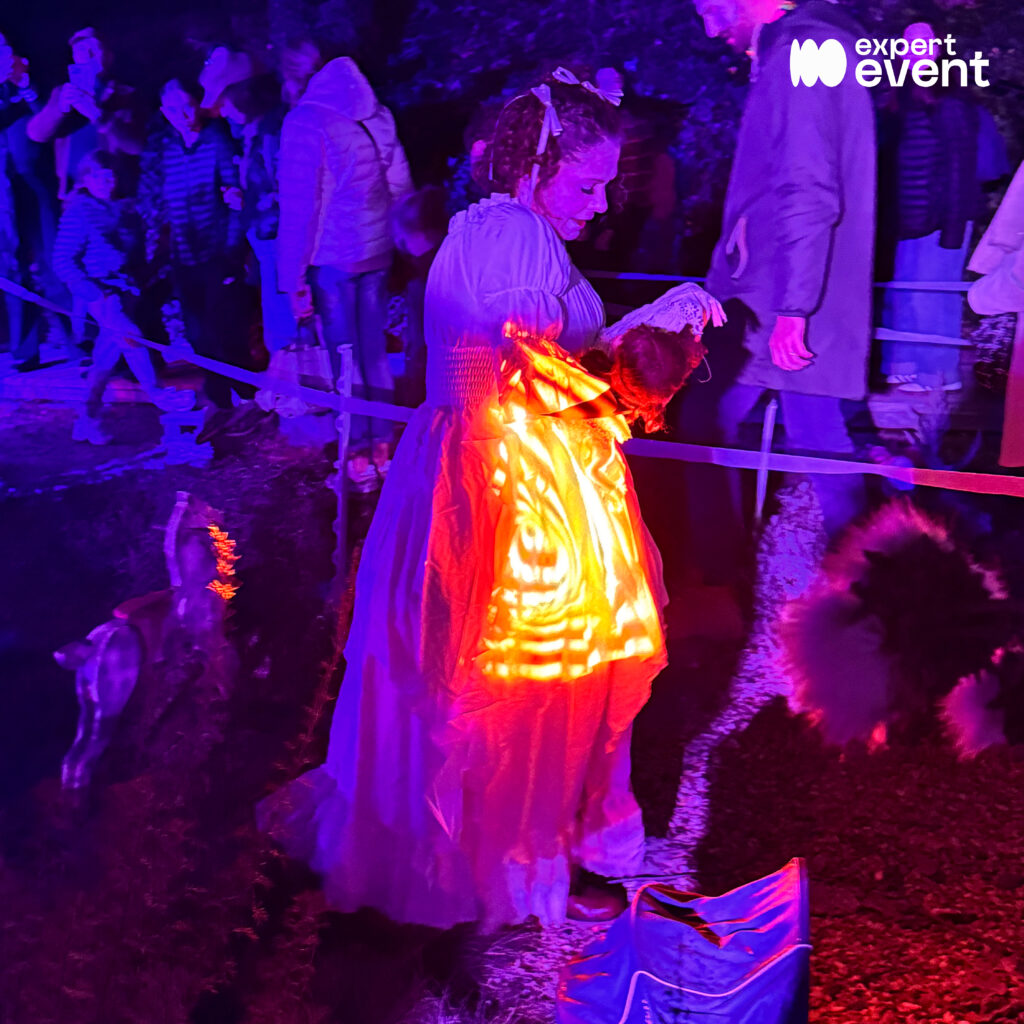 🎡 Le Parc de l’Étrange : une ambiance hors du commun ! 👻